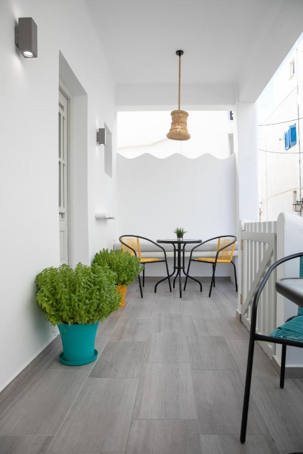 Anemela Studio Basic Naxos City Luaran gambar