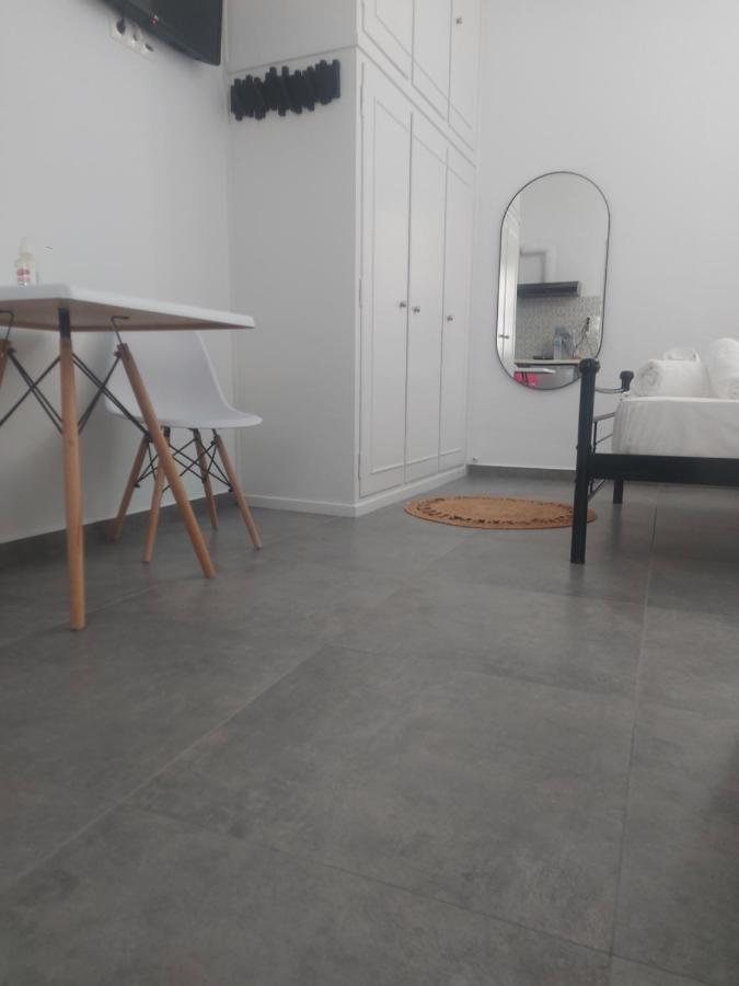 Anemela Studio Basic Naxos City Luaran gambar