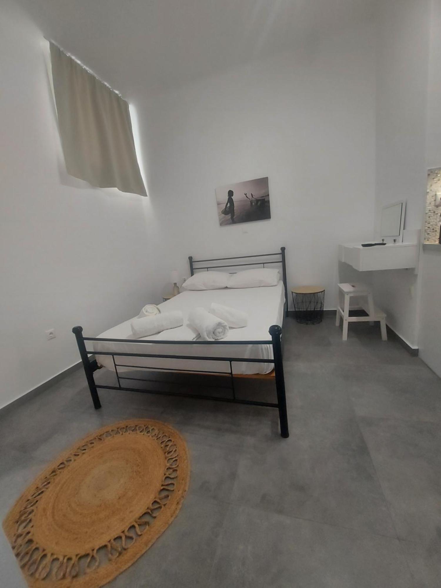 Anemela Studio Basic Naxos City Luaran gambar